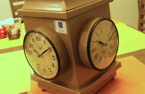 Upcycled Iron Lantern Clock (Brown)